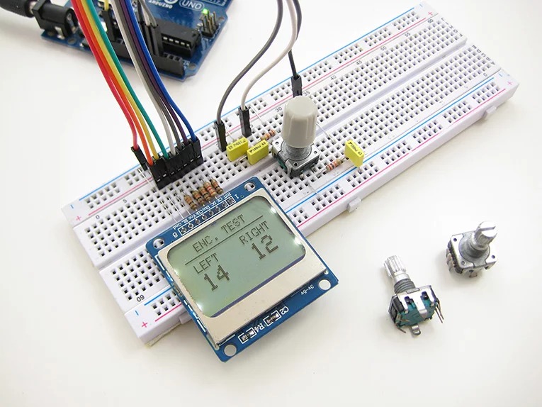 Макет для проверки кода работы с инкрементальным поворотным энкодером на Arduino